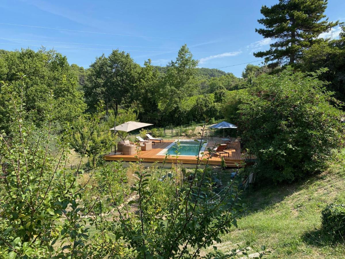 Otarkia Hotell Villedieu  Exteriör bild